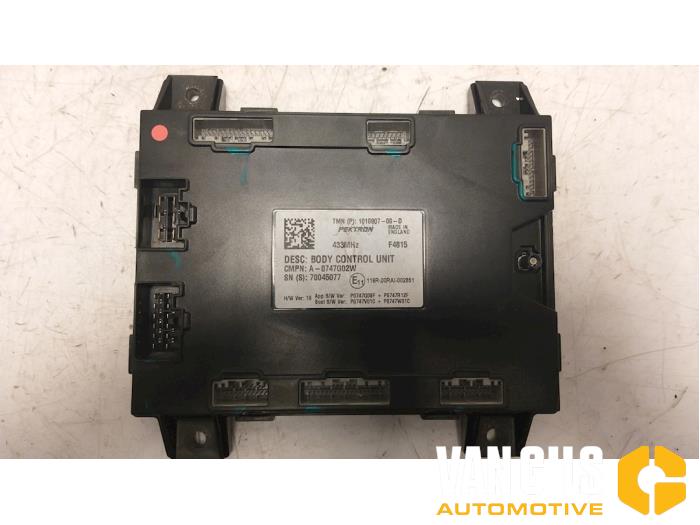 Computer Body Control van een Tesla Model S 90D 2016