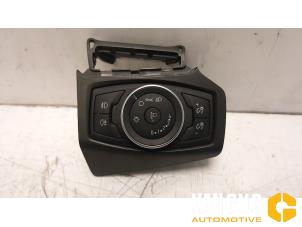 Gebruikte Licht Schakelaar Ford Focus 3 1.0 Ti-VCT EcoBoost 12V 125 Prijs € 76,00 Margeregeling aangeboden door Van Gils Automotive