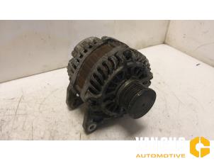 Gebruikte Dynamo Renault Clio IV (5R) 1.6 Turbo 16V RS 200 EDC Prijs op aanvraag aangeboden door Van Gils Automotive