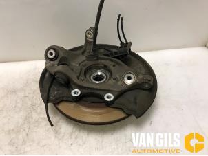 Gebruikte Fusee rechts-achter Mercedes E (R207) E-220 CDI 16V BlueEfficiency Prijs € 65,00 Margeregeling aangeboden door Van Gils Automotive