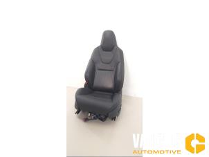 Gebruikte Interieur Bekledingsset Tesla Model S 90D Prijs € 1.209,99 Inclusief btw aangeboden door Van Gils Automotive