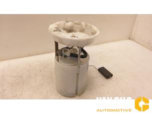 Gebruikte Tank element Pomp Ford Focus 3 1.0 Ti-VCT EcoBoost 12V 125 Prijs € 60,00 Margeregeling aangeboden door Van Gils Automotive