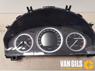 Gebruikte Tellerklok Mercedes C (W204) 3.0 C-320 CDI V6 24V Prijs € 199,99 Margeregeling aangeboden door Van Gils Automotive