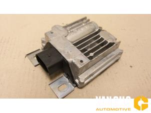 Gebruikte Brandstofpomp module Porsche 911 (991) 3.8 24V Carrera 4S Prijs € 44,00 Margeregeling aangeboden door Van Gils Automotive