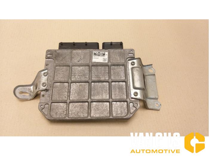 Gebruikte Computer Motormanagement Toyota Yaris II (P9) 1.3 16V VVT-i Prijs € 125,00 Margeregeling aangeboden door Van Gils Automotive