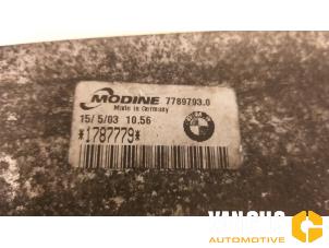 Intercooler van een BMW 3 serie Touring (E46/3) 318d 16V 2003