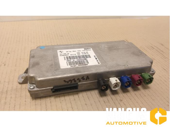 Gebruikte Camera module BMW 7 serie (F01/02/03/04) 740Ld xDrive 24V Prijs € 138,00 Margeregeling aangeboden door Van Gils Automotive