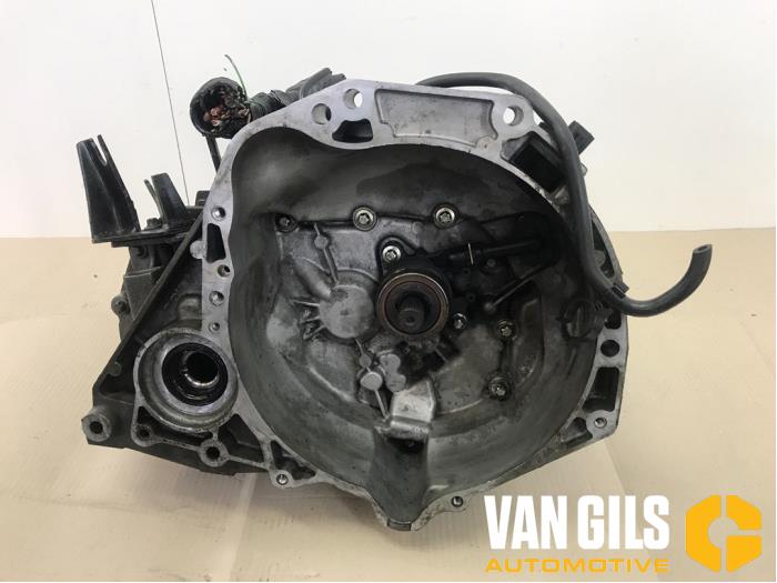 Gebruikte Versnellingsbak Nissan Micra (K12) 1.4 16V Prijs € 249,99 Margeregeling aangeboden door Van Gils Automotive