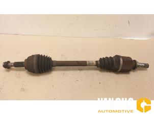 Gebruikte Steekas links-voor Renault Megane II Grandtour (KM) 1.5 dCi 85 Prijs € 74,99 Margeregeling aangeboden door Van Gils Automotive