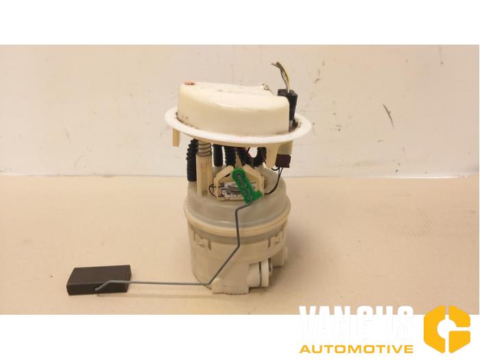 Gebruikte Tank element Pomp Peugeot 307 (3A/C/D) 1.6 16V Prijs € 25,00 Margeregeling aangeboden door Van Gils Automotive