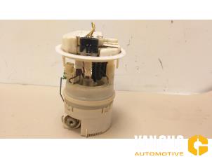 Tank element Pomp van een Peugeot 307 (3A/C/D) 1.6 16V 2002