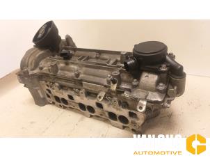 Gebruikte Cilinderkop Mercedes C (W204) 3.0 C-320 CDI V6 24V Prijs € 499,99 Margeregeling aangeboden door Van Gils Automotive