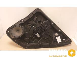 Gebruikte Raammechaniek 4Deurs rechts-achter Mercedes B (W246) 1.6 B-180 BlueEFFICIENCY Turbo 16V Prijs € 82,00 Margeregeling aangeboden door Van Gils Automotive