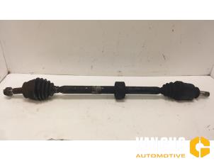 Gebruikte Cardanas rechts-voor (VWA) Opel Corsa D 1.3 CDTi 16V ecoFLEX Prijs op aanvraag aangeboden door Van Gils Automotive