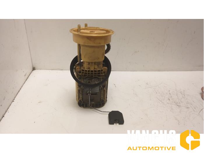 Gebruikte Tank element Pomp Volkswagen Transporter Prijs € 60,00 Margeregeling aangeboden door Van Gils Automotive