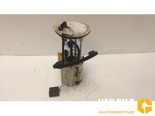 Gebruikte Tank element Pomp Mercedes A (W169) 2.0 A-180 CDI 16V 3-Drs. Prijs € 66,00 Margeregeling aangeboden door Van Gils Automotive