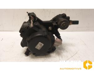 Gebruikte Dieselpomp Peugeot 308 SW (4E/H) 2.0 HDi 16V FAP Prijs op aanvraag aangeboden door Van Gils Automotive