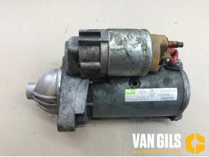 Gebruikte Startmotor Renault Laguna III Estate (KT) 2.0 dCi 16V 175 FAP Prijs € 30,00 Margeregeling aangeboden door Van Gils Automotive