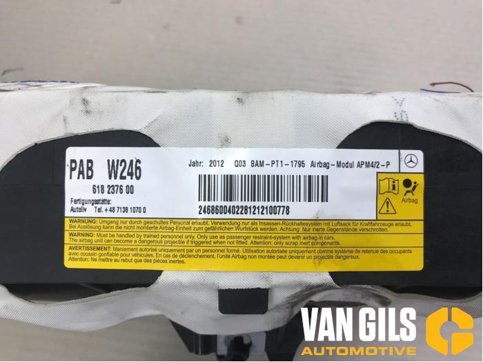 Airbag Set+Module van een Mercedes-Benz B (W246) 1.6 B-180 BlueEFFICIENCY Turbo 16V 2012