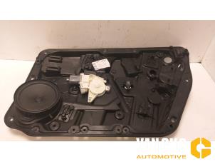 Gebruikte Ruitmechaniek 4Deurs rechts-voor Mercedes A-Klasse Prijs € 44,00 Margeregeling aangeboden door Van Gils Automotive