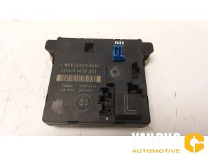 Gebruikte Deur module Mercedes E (W211) 2.2 E-220 CDI 16V Prijs € 40,00 Margeregeling aangeboden door Van Gils Automotive