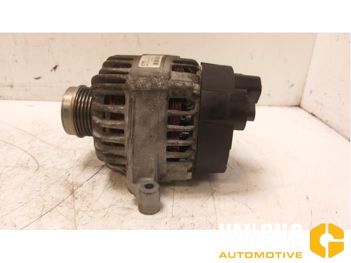 Gebruikte Dynamo Fiat 500 (312) 0.9 TwinAir 80 Prijs € 49,95 Margeregeling aangeboden door Van Gils Automotive