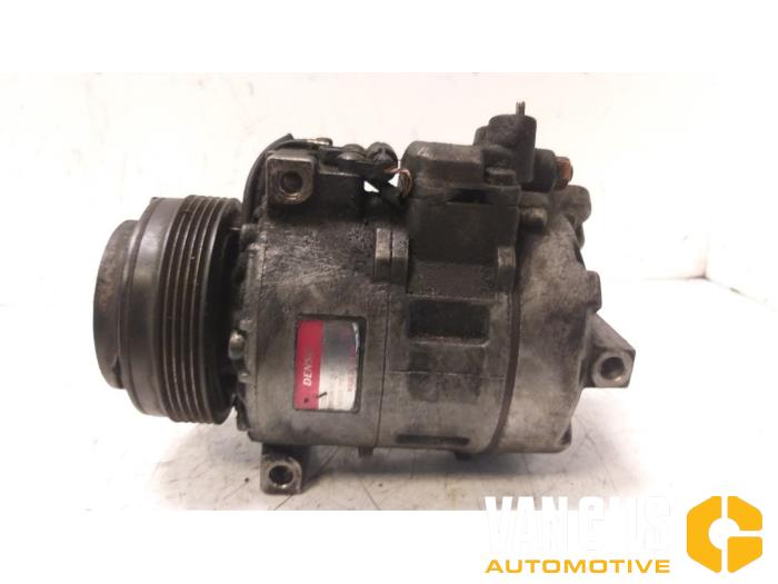 Aircopomp van een BMW 7 serie (E38) 735i/iL V8 32V 1997