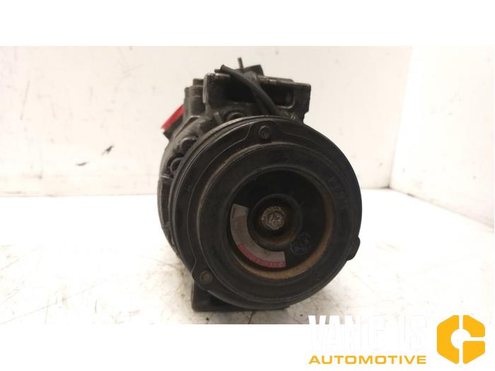 Aircopomp van een BMW 7 serie (E38) 735i/iL V8 32V 1997