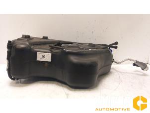 Gebruikte Adblue tank Landrover Range Rover Sport (LW) 2.0 SD4 Prijs op aanvraag aangeboden door Van Gils Automotive