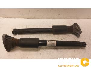 Gebruikte Schokbreker set BMW 3 serie Touring (F31) 320d 2.0 16V EfficientDynamicsEdition Prijs € 60,00 Margeregeling aangeboden door Van Gils Automotive