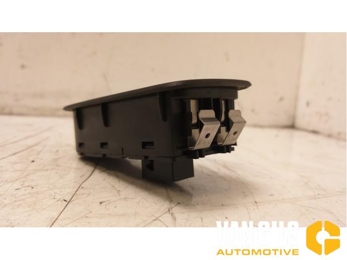 Licht Schakelaar van een Fiat Grande Punto (199) 1.4 2006