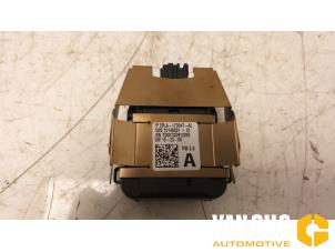 Gebruikte Regensensor Landrover Range Rover Sport (LW) 2.0 SD4 Prijs € 72,60 Inclusief btw aangeboden door Van Gils Automotive