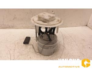 Gebruikte Tank element Pomp Peugeot 308 (L3/L8/LB/LH/LP) 1.6 16V THP 155 Prijs € 110,00 Margeregeling aangeboden door Van Gils Automotive