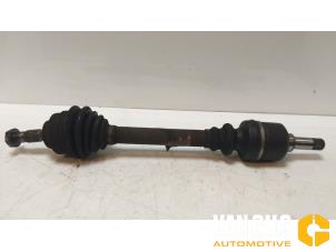 Gebruikte Homokineetas links-voor Peugeot 307 SW (3H) 1.6 16V Prijs € 74,99 Margeregeling aangeboden door Van Gils Automotive