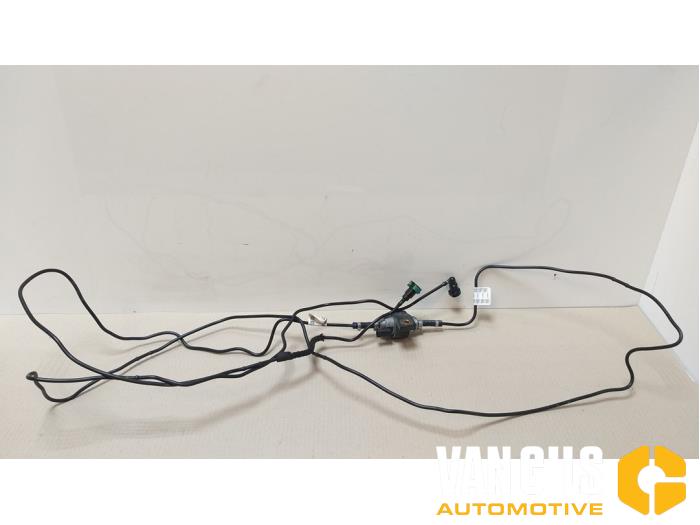 Gebruikte Opvoerpomp BMW X5 (G05) xDrive M50d 3.0 24V Prijs € 60,49 Inclusief btw aangeboden door Van Gils Automotive