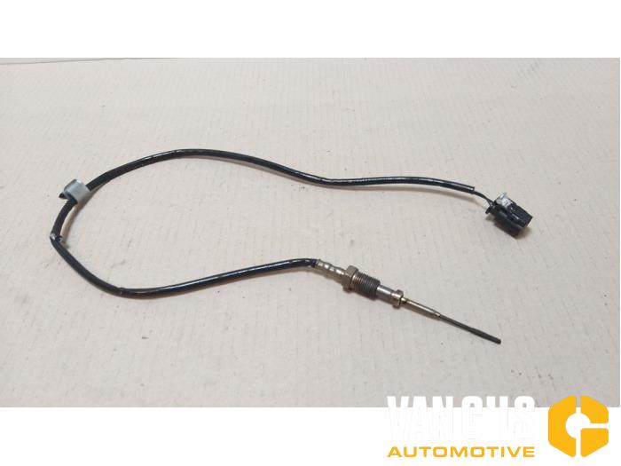 Gebruikte Uitlaat temperatuursensor BMW X5 (G05) xDrive M50d 3.0 24V Prijs € 60,49 Inclusief btw aangeboden door Van Gils Automotive