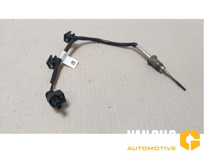 Gebruikte Uitlaat temperatuursensor BMW X5 (G05) xDrive M50d 3.0 24V Prijs € 60,49 Inclusief btw aangeboden door Van Gils Automotive
