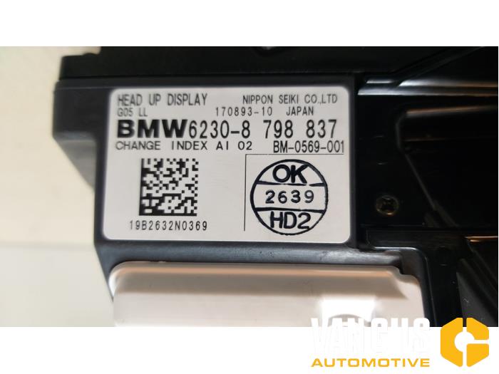 Head-up display van een BMW X5 (G05) xDrive M50d 3.0 24V 2020