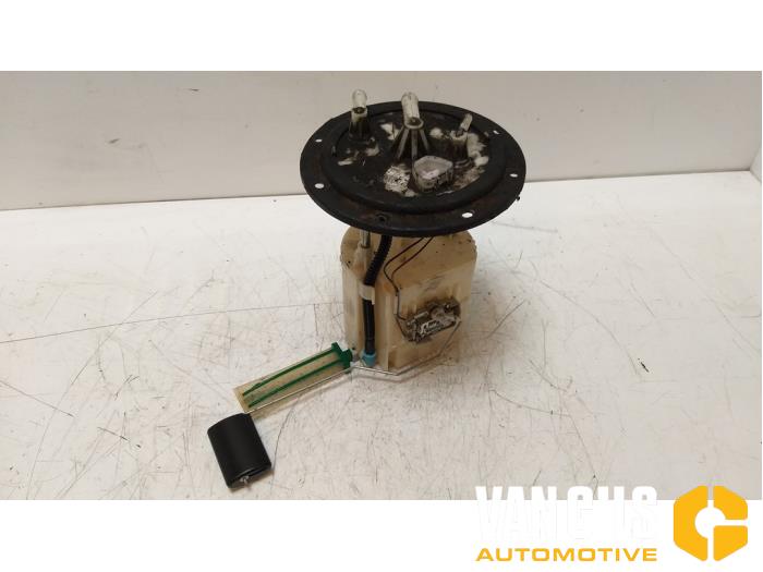 Gebruikte Opvoerpomp Ssang Yong Rexton 2.7 Xdi RX/RJ 270 16V Prijs € 110,00 Margeregeling aangeboden door Van Gils Automotive