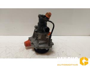 Gebruikte Waterpomp Mercedes B (W246) 2.1 B-220 CDI BlueEFFICIENCY,d 16V Prijs € 164,56 Inclusief btw aangeboden door Van Gils Automotive
