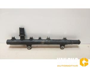 Gebruikte Verstuiver brug Renault Trafic New (FL) 1.9 dCi 82 16V Prijs € 50,00 Margeregeling aangeboden door Van Gils Automotive