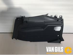 Gebruikte Kofferbakbekleding rechts Volkswagen Sharan (7N) 2.0 TDI 16V Prijs op aanvraag aangeboden door Van Gils Automotive