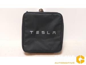 Gebruikte Diversen Tesla Model S 100D Prijs € 55,00 Margeregeling aangeboden door Van Gils Automotive