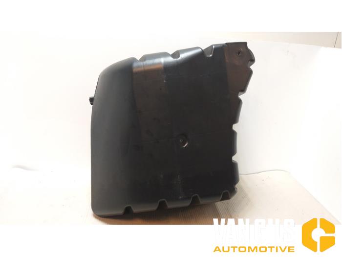 Subwoofer van een Tesla Model S 100D 2018