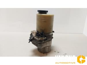 Gebruikte Servopomp Opel Vectra C 2.2 16V Prijs € 60,00 Margeregeling aangeboden door Van Gils Automotive