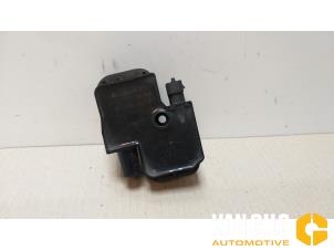 Gebruikte Bobine Mercedes ML I (163) 350 3.7 V6 18V Prijs € 30,00 Margeregeling aangeboden door Van Gils Automotive