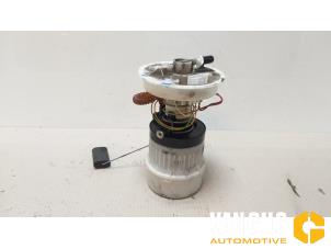 Gebruikte Brandstofpomp Elektrisch Ford Focus 2 1.6 16V Prijs € 60,00 Margeregeling aangeboden door Van Gils Automotive
