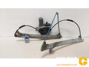 Gebruikte Ruitmechaniek 2Deurs rechts-voor Citroen C2 (JM) 1.4 HDI Prijs € 45,00 Margeregeling aangeboden door Van Gils Automotive
