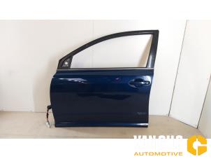 Gebruikte Portier 4Deurs links-voor Toyota Avensis Wagon (T25/B1E) 2.0 16V VVT-i D4 Prijs € 150,00 Margeregeling aangeboden door Van Gils Automotive