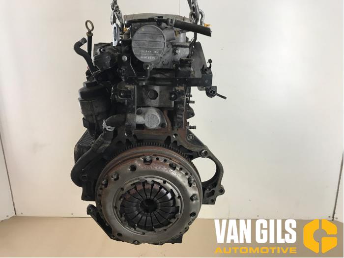 Gebruikte Motor Opel Vectra C Caravan 2.0 DTI 16V Prijs € 400,00 Margeregeling aangeboden door Van Gils Automotive